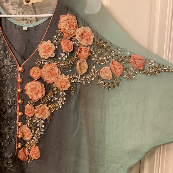 3 piece suit - Picture 2 of 7